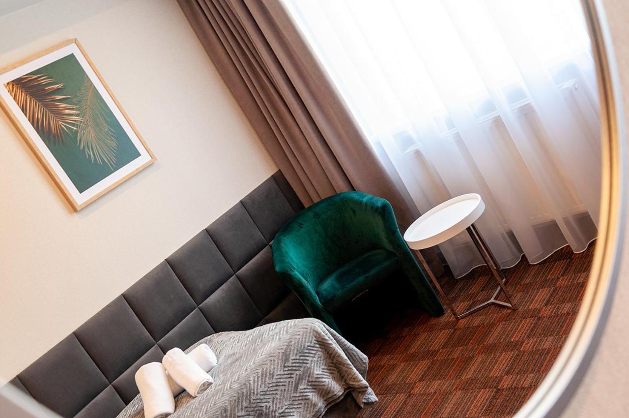 Hotel Gringo Piła Exteriör bild